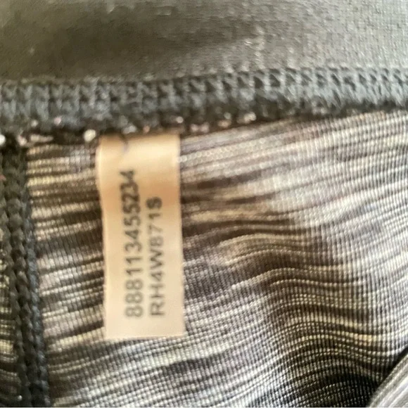 $10 SALE Avia Workout Shorts Activewear Women XL Black Charcoal Grey Athleisure - Picture 7 of 8